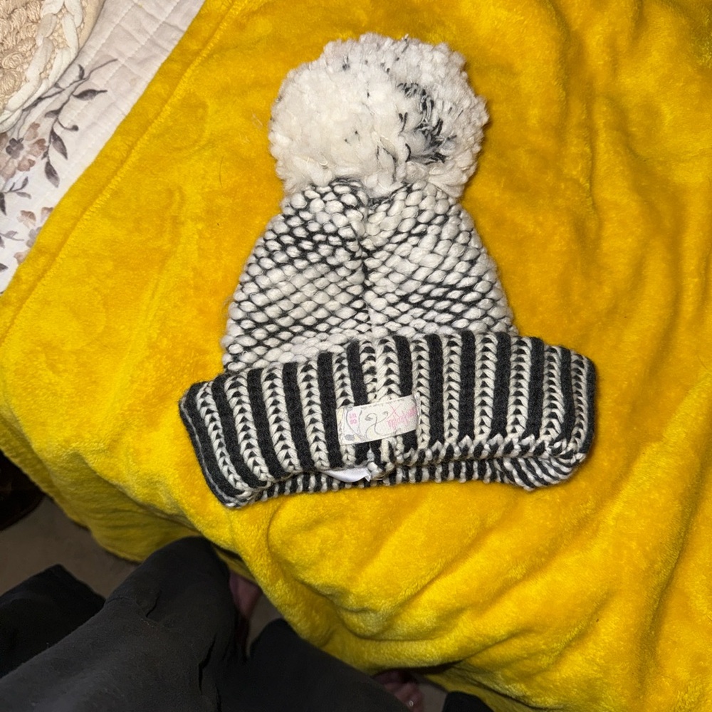 Free People Black and White Knit Pom-Pom Hat - Picture 3 of 8
